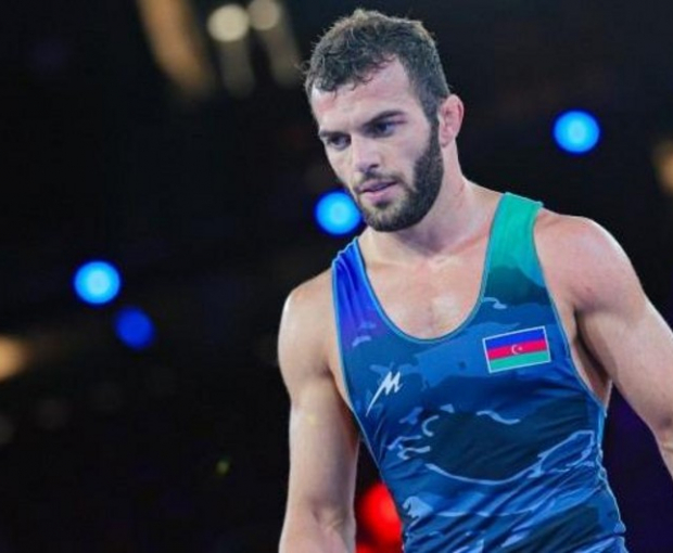 Чемпионат мира: Азербайджанский борец вышел в полуфинал, победив соперника из Армении