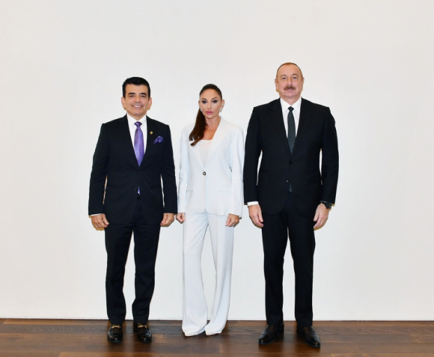 Ильхам Алиев и Мехрибан Алиева встретились с генеральным директором ИСЕСКО - ОБНОВЛЕНО + ФОТО