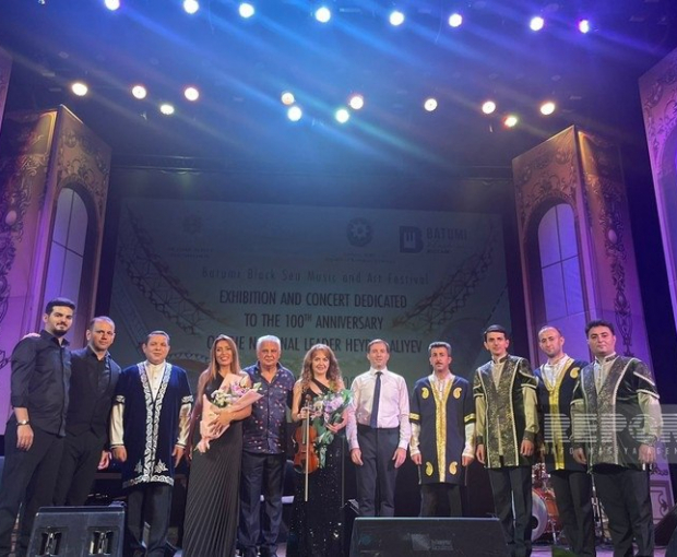 В Батуми состоялась концертная программа по случаю 100-летия Гейдара Алиева - ФОТО