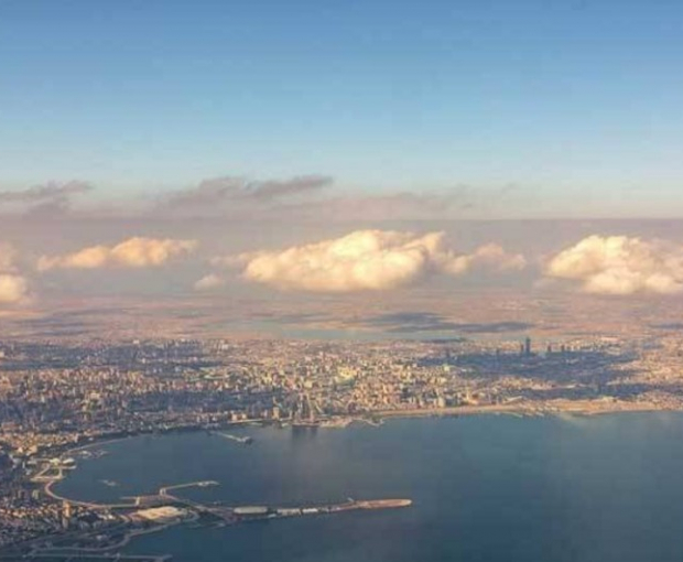 В Баку и Сумгайыте содержание окиси углерода в воздухе превысило норму