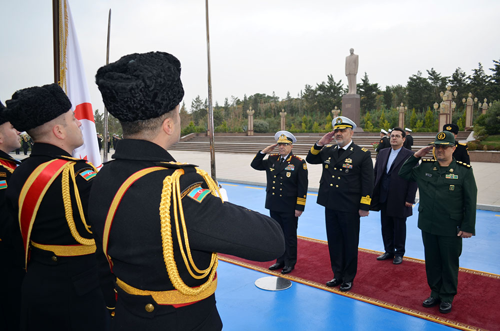 В Баку состоялась встреча командующих ВМС Азербайджана и Ирана - ФОТО