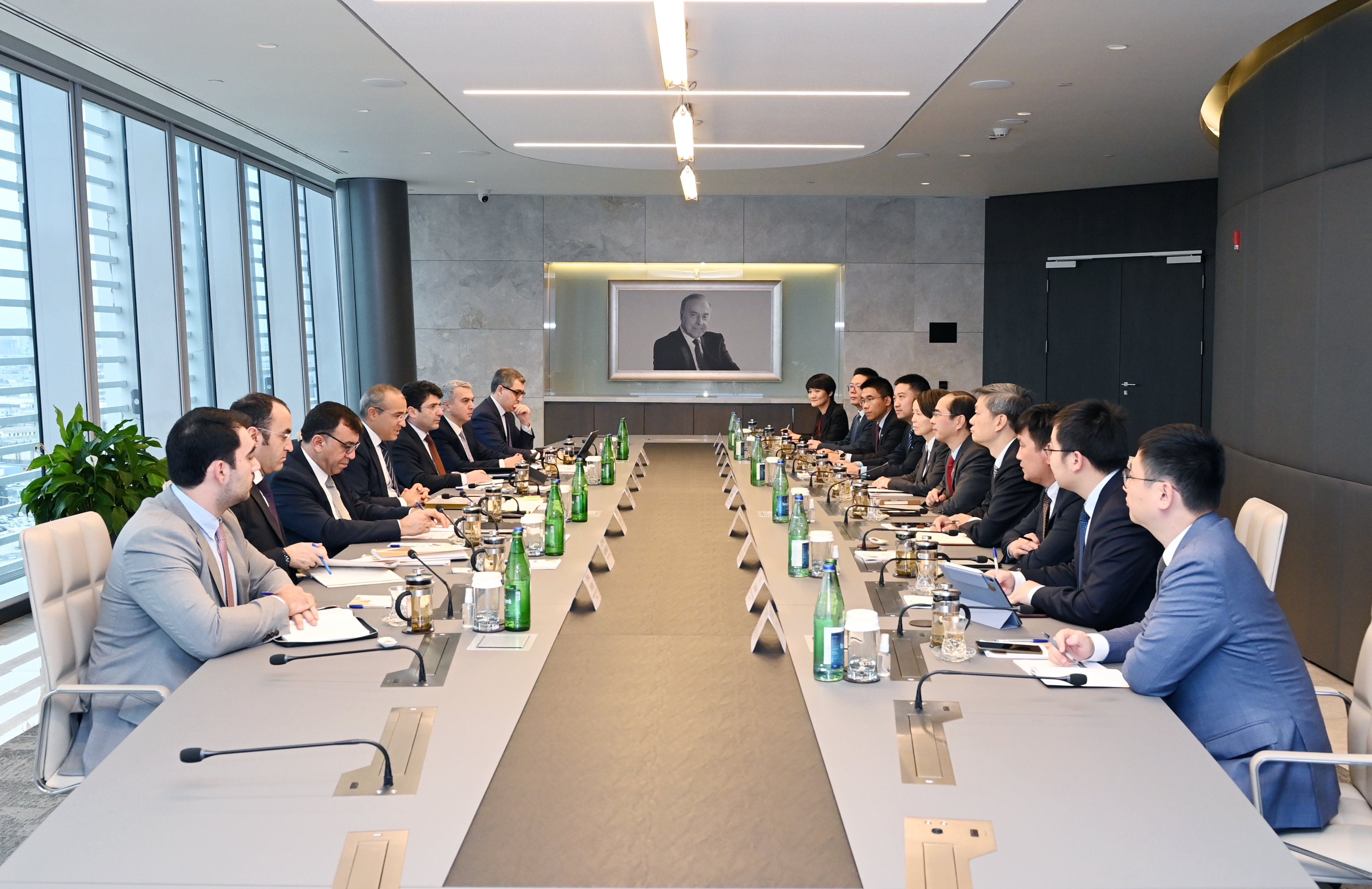 Микаил Джаббаров обсудил с президентом китайской компании перспективы совместной деятельности - ФОТО