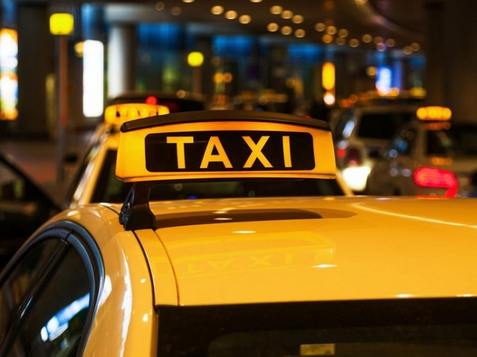 С завтрашнего дня за перевозку пассажиров в такси без пропуска будут штрафовать на сумму до 2 000 манатов