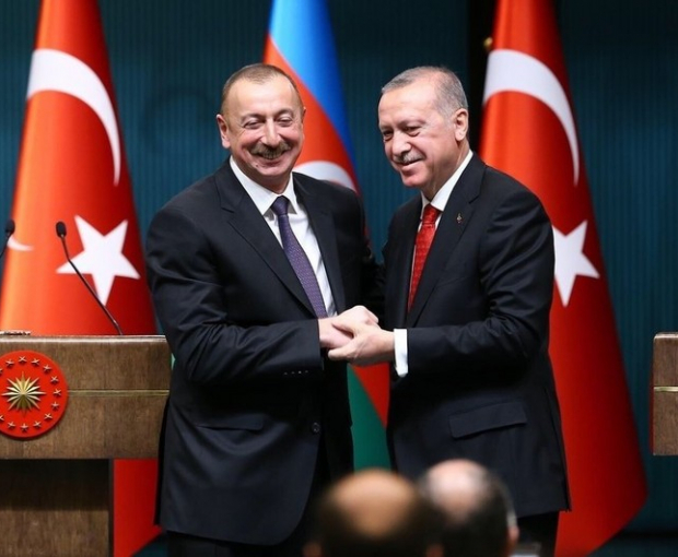 Президент Азербайджана Ильхам Алиев поздравил Реджепа Тайипа Эрдогана