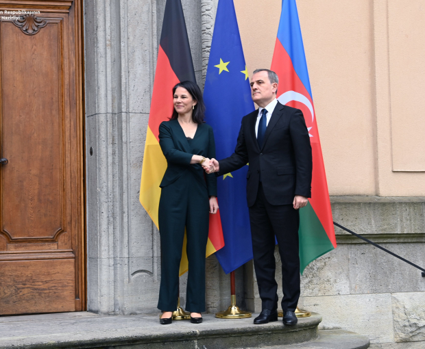 Джейхун Байрамов обсудил с главой МИД Германии азербайджано-армянские отношения - ФОТО