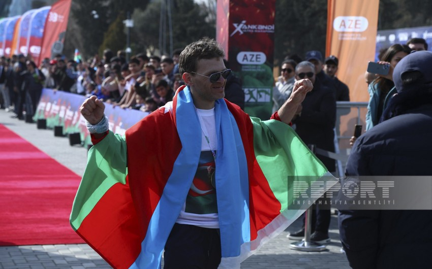 Финишировавший первым на ультрамарафоне Ханкенди - Баку посвятил свою победу памяти шехидов