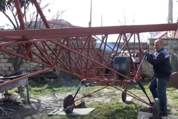 62-летний житель Загаталы построил самолет - ВИДЕО