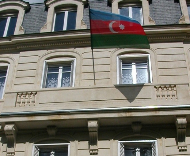Посольство Азербайджана во Франции обратилось к соотечественникам