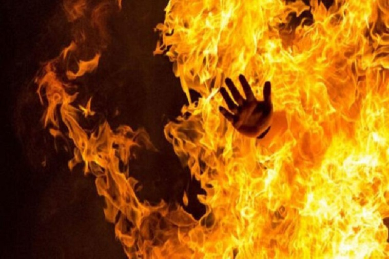 В Абшероне 30-летний мужчина сжег себя