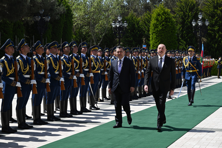 Состоялась церемония официальной встречи Президента Кыргызстана Садыра Жапарова - ФОТО/ВИДЕО