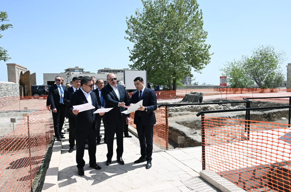 Президенты Азербайджана и Кыргызстана ознакомились с ходом работ во дворце Панахали хана и комплексе Имарет - ОБНОВЛЕНО + ФОТО