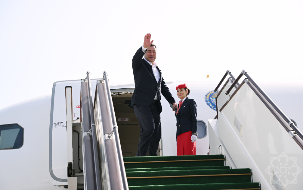 Завершился государственный визит президента Кыргызстана Садыра Жапарова в Азербайджан - ФОТО