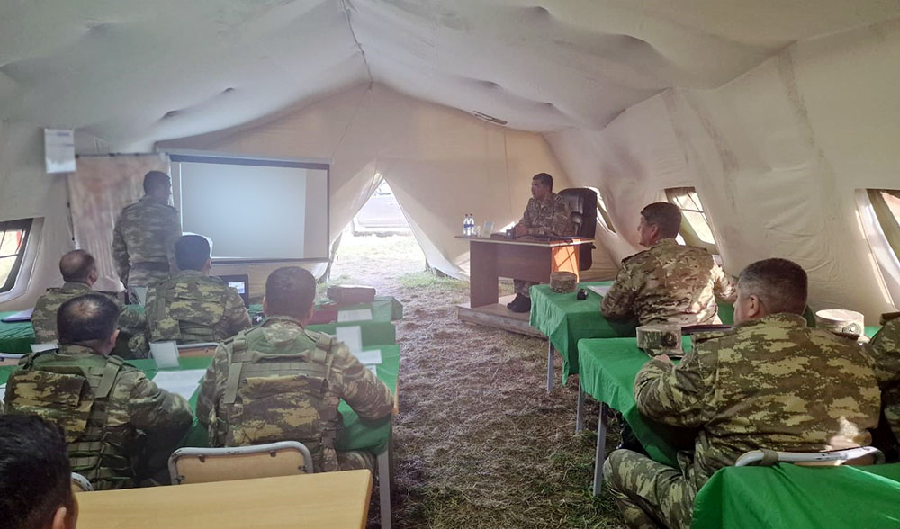 В армии Азербайджана прошли командно-штабные учения - ФОТО