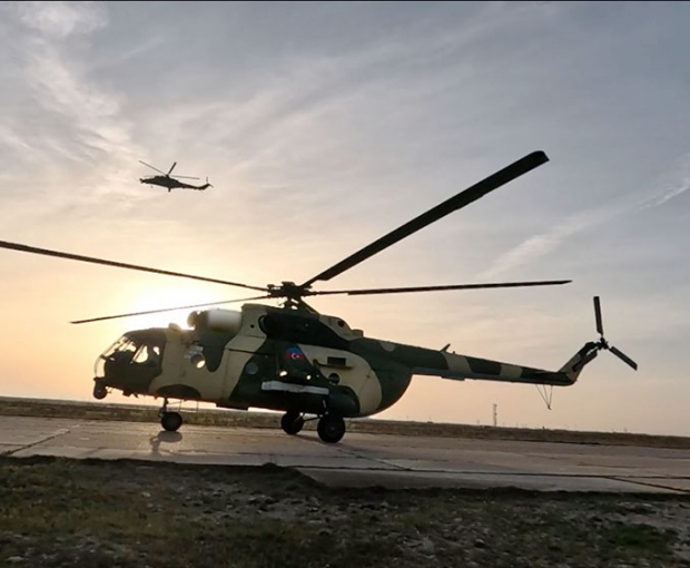Военные летчики Азербайджана успешно выполнили учебно-тренировочные полеты - ВИДЕО
