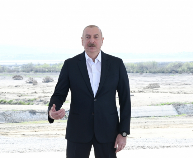 Президент: В Азербайджане нашли свое решение многие инфраструктурные проекты