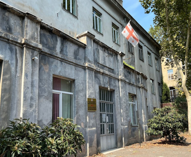 СГБ Грузии проверяет информацию о якобы готовящихся терактах в школах Тбилиси
