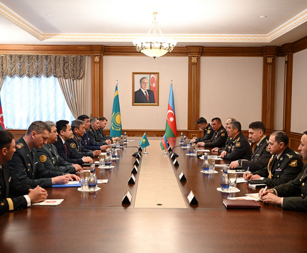 Азербайджан и Казахстан обсудили развитие военного сотрудничества - ВИДЕО