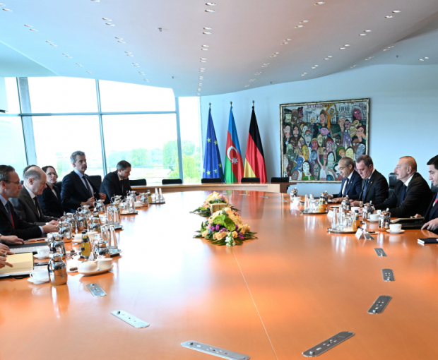 В Берлине состоялась встреча Ильхама Алиева и Олафа Шольца в расширенном составе - ОБНОВЛЕНО