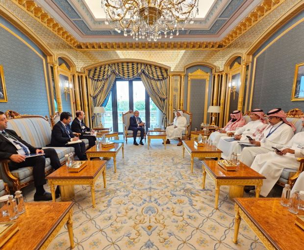 Микаил Джаббаров обсудил "цели экономического развития" с министром энергетики Саудовской Аравии - ФОТО