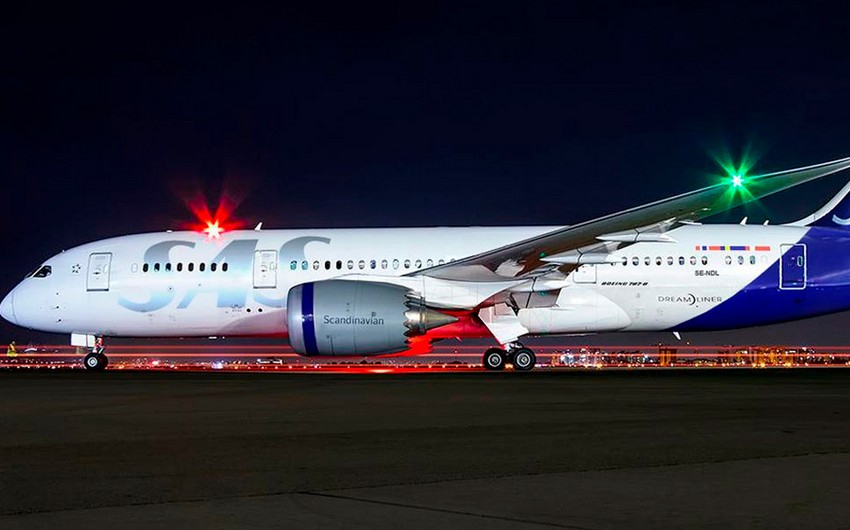 Самолет рейса Копенгаген - Токио совершил вынужденную посадку в Баку
