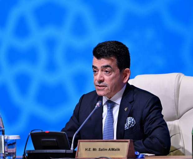 Гендиректор ИСЕСКО выразил благодарность Президенту Азербайджана за усилия по укреплению мира
