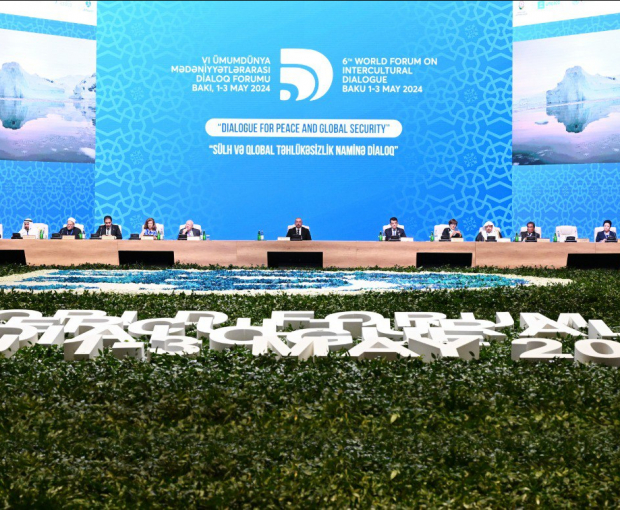 В Баку стартовал международный форум: Президент выступил на церемонии открытия - ОБНОВЛЕНО - ВИДЕО