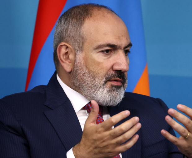 Пашинян заявил, что не намерен прекращать процесс делимитации границы с Азербайджаном
