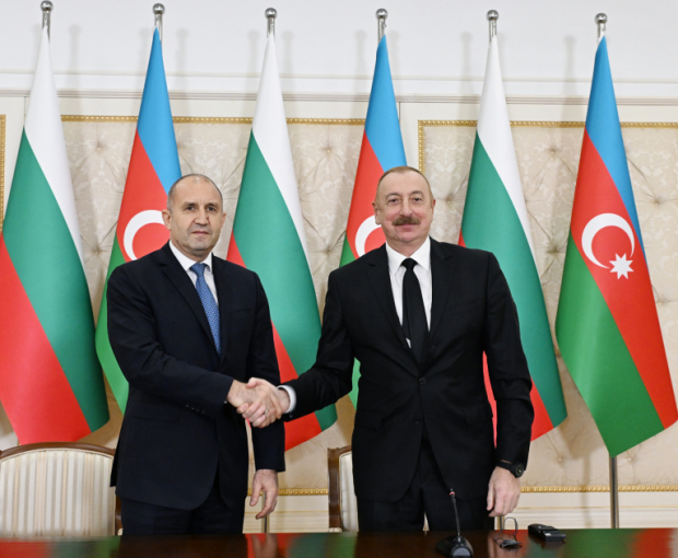 Президенты Ильхам Алиев и Румен Радев выступили с заявлениями для прессы - ОБНОВЛЕНО +  ФОТО