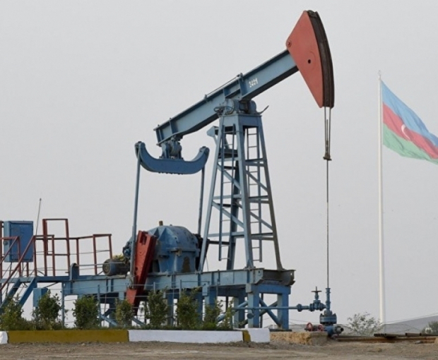 Нефть марки Azeri Light подешевела