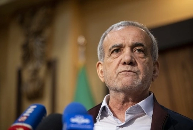 Выборы президента Ирана: кандидат азербайджанского происхождения лидирует