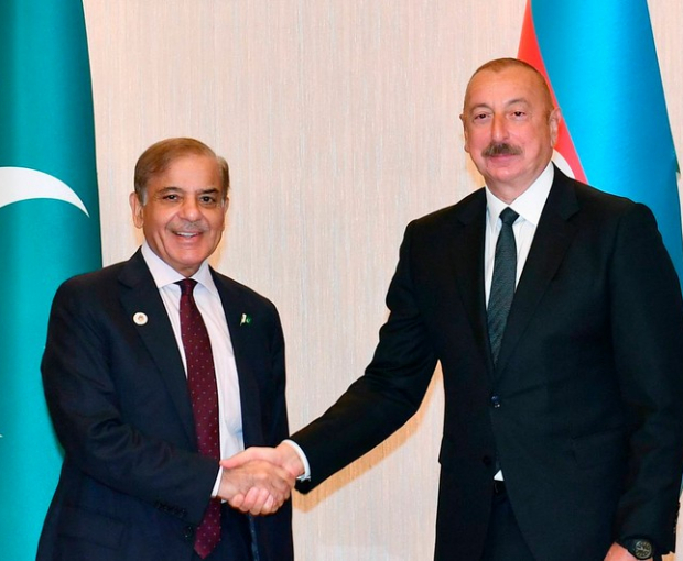 Шахбаз Шариф позвонил Президенту Ильхаму Алиеву