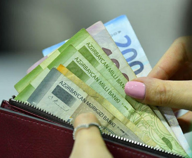 Названа среднемесячная номинальная зарплата наемных работников в Азербайджане