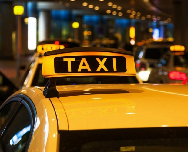 Стало известно число водителей, получивших разрешение на осуществление деятельности такси