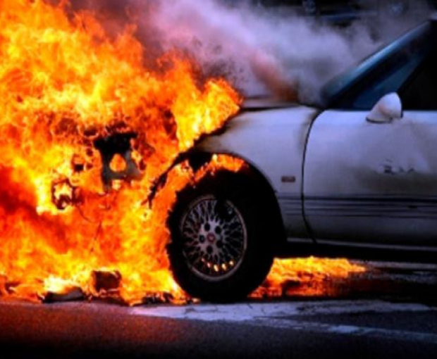 В Тертере сгорел легковой автомобиль марки "ВАЗ"