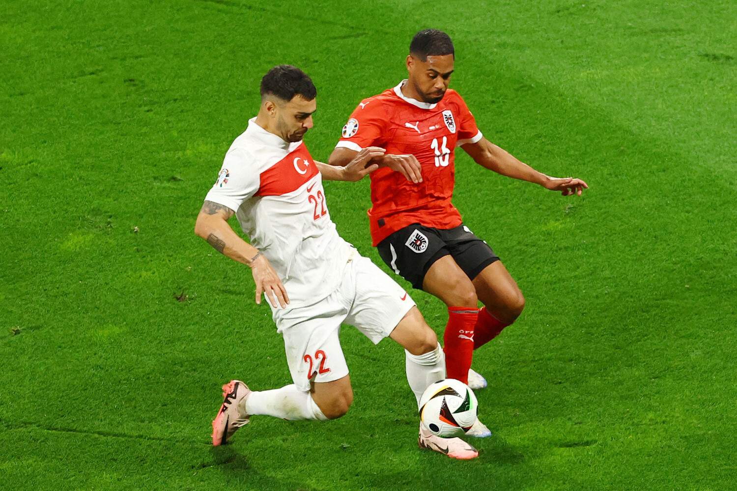 Евро-2024: Турция обыграла Австрию и вышла в 1/4 финала